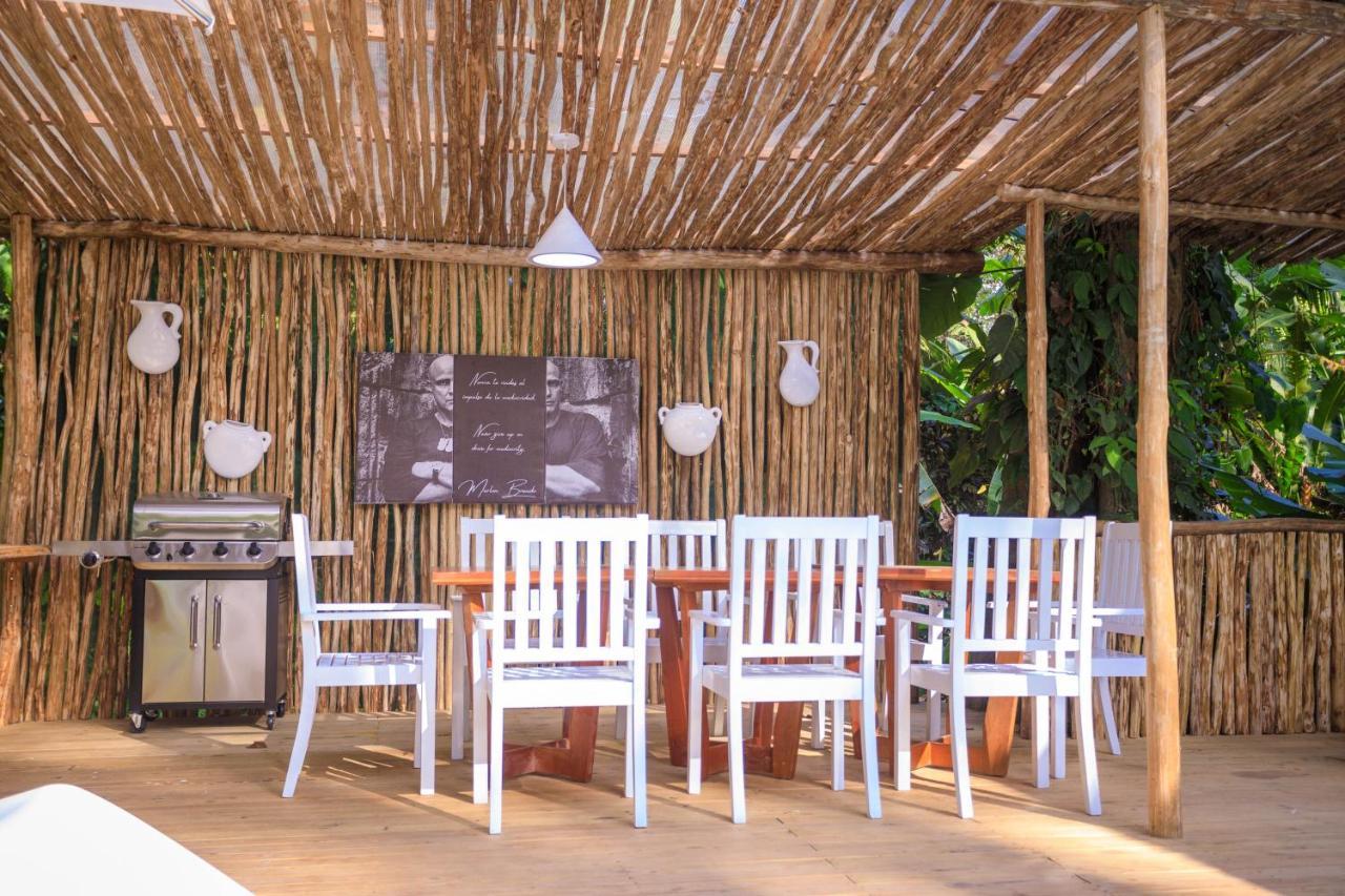 Gigi Brown Villa Paparazzi Beachfront Puerto Viejo de Talamanca Екстериор снимка
