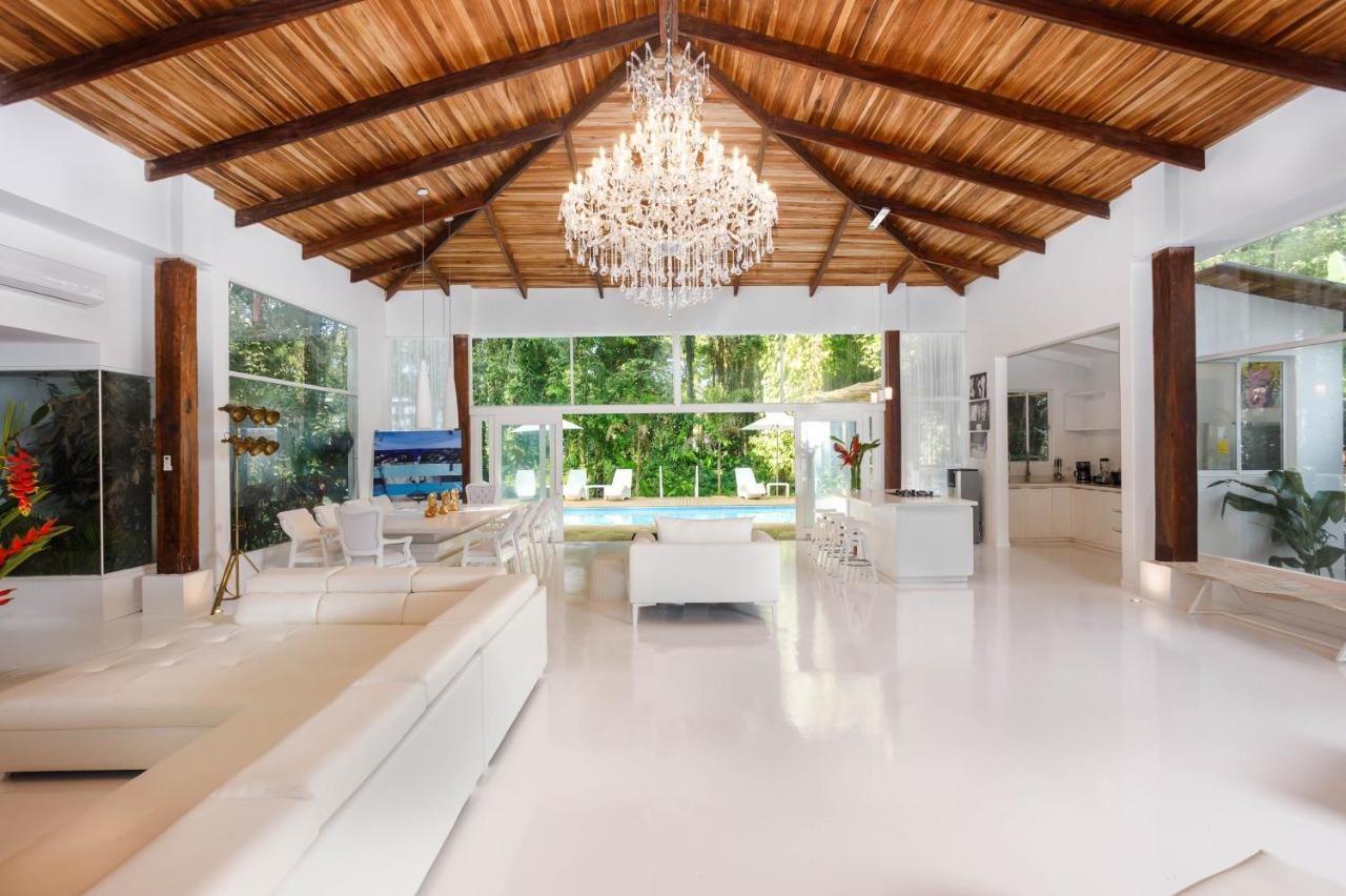 Gigi Brown Villa Paparazzi Beachfront Puerto Viejo de Talamanca Екстериор снимка