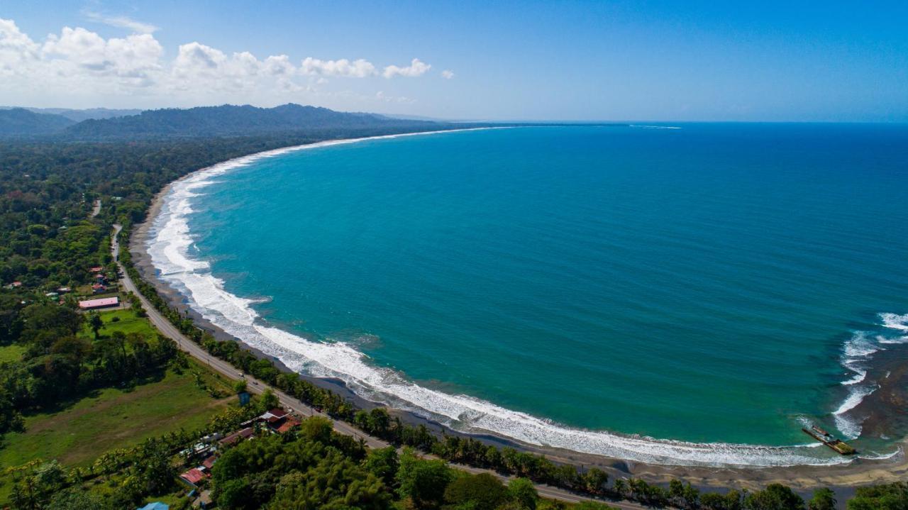 Gigi Brown Villa Paparazzi Beachfront Puerto Viejo de Talamanca Екстериор снимка